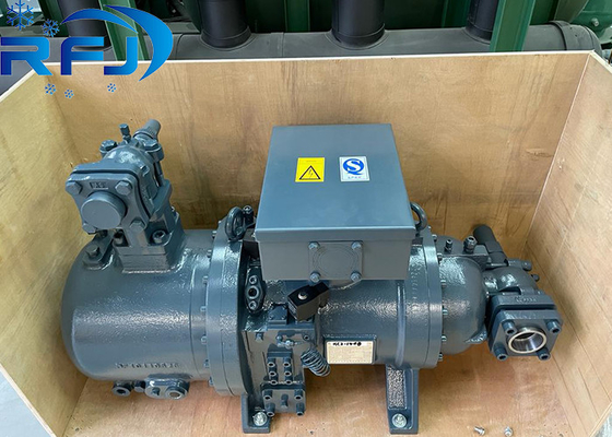 RC2100 23Hp برغي نوع ضاغط للبتروكيماويات HVAC الغرفة الباردة